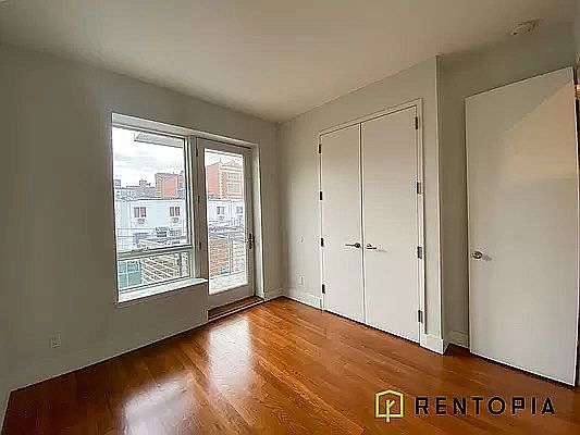 3rd image of 700 Flushing Ave APT 4
