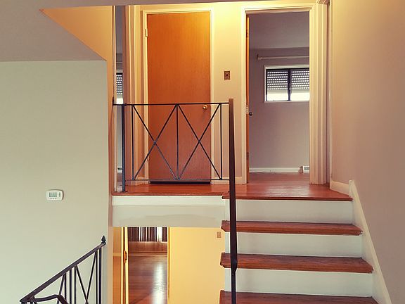 5th image of 8572 S Woodlawn Ave