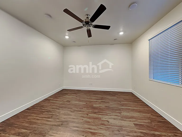 1053 S Woodsome Ave — Photo 6