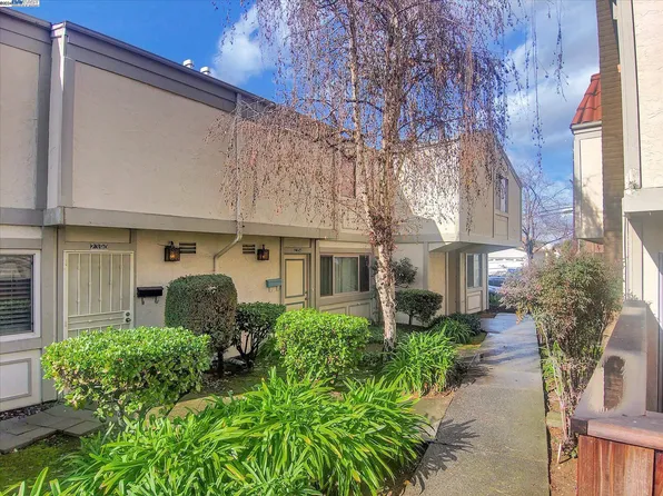 2394 Fairway Dr, San Leandro, CA 94577