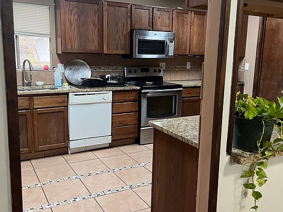 5th image of 7701 Cool Sands St