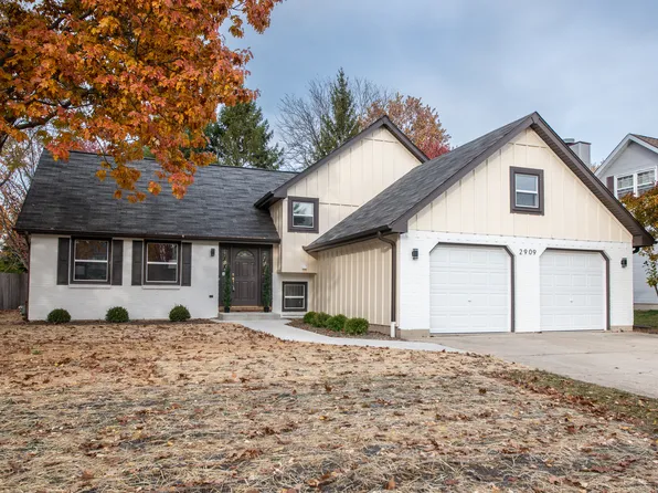 2909 Vimy Ridge Dr, Joliet, IL 60435