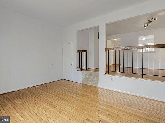 5th image of 5302 King Charles Way