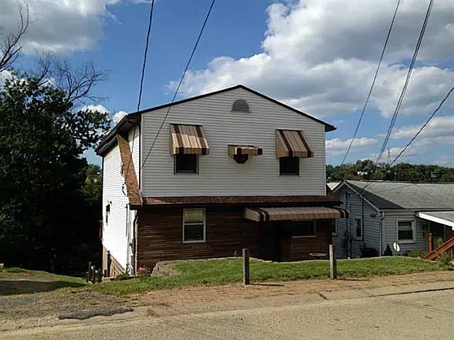 3318 Margaret St photo 1