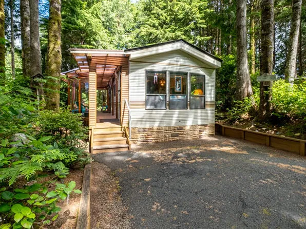 3700 N Highway 101 #48, Depoe Bay, OR 97341