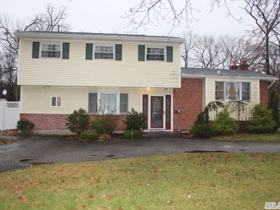 16 Block Blvd, Port Jefferson Station, NY, 11776