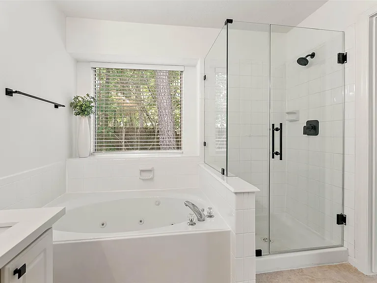 99 S Wynnoak Cir — Photo 19