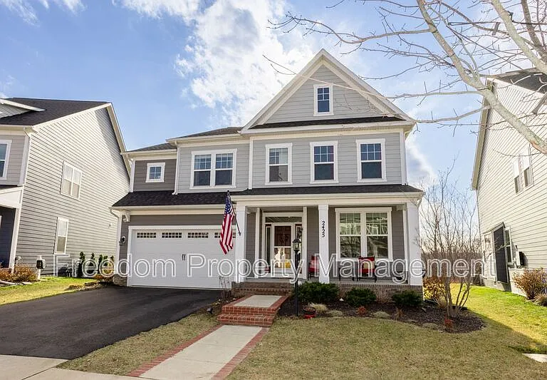 2425 Morgans Point Dr — Photo 2