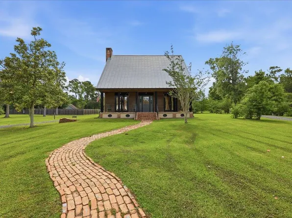 6923 Horseshoe Bnd, Orange, TX 77632