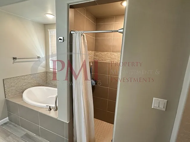 6805 Titan Rd — Photo 31