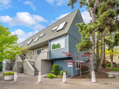 198 N Hayden Bay Dr, Portland, OR, 97217