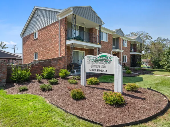 Huron River Grosse Ile, 10015 Groh Rd #6, Grosse Ile, MI 48138