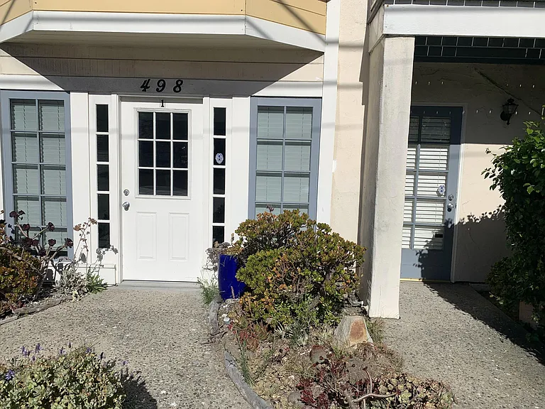 498 Foam St #1 — Photo 1