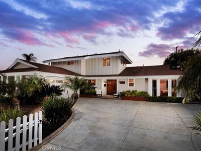 1322 E 1st St, Tustin, CA, 92780
