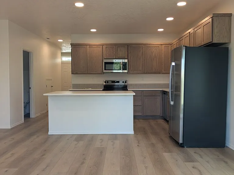 6364 W 36th Pl — Photo 4
