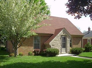 826 Kingston Ave, Racine, WI 53402