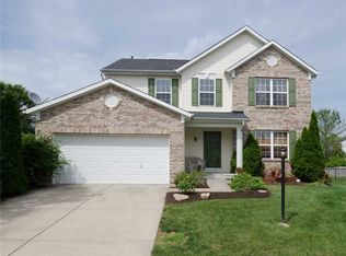 14012 Whittier Dr, Fishers, IN 46038
