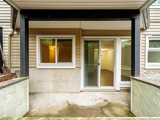 1850 Southmere Cres E #8 — Photo 19