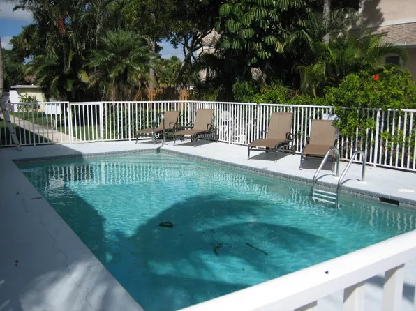 465 Bald Eagle Dr Unit 4, Marco Island, FL 34145