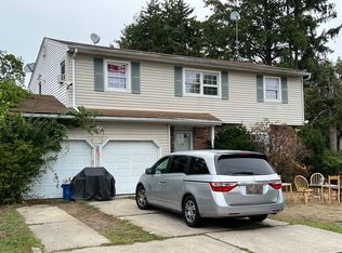 1107 America Ave, West Babylon, NY 11704