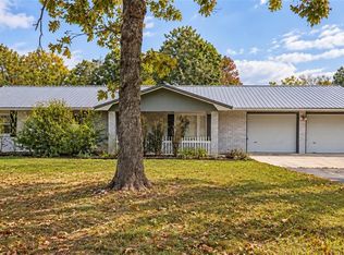 16065 Hardwood Ln, Saint Robert, MO 65584