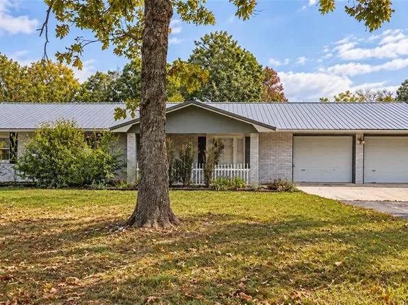 16065 Hardwood Ln, Saint Robert, MO 65584
