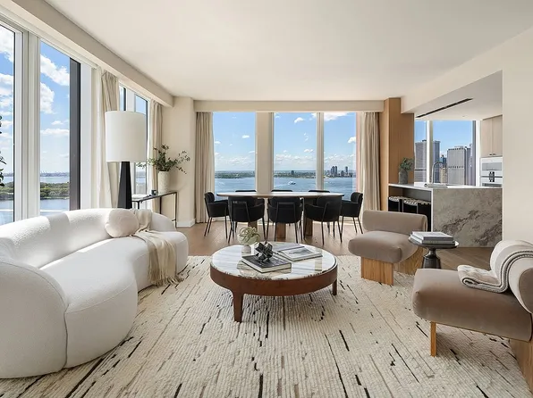 50 Bridge Park Dr #25AE, Brooklyn, NY 11201