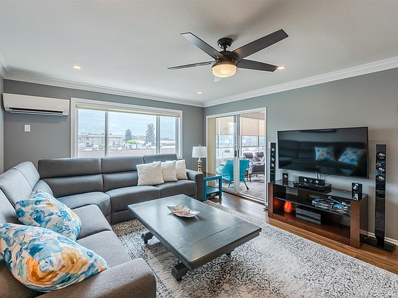 4th image of 272 Green Ct #311