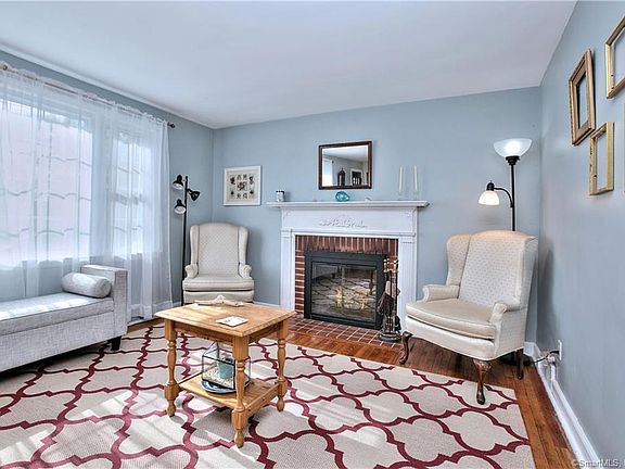 5th image of 132 Lynncrest Dr