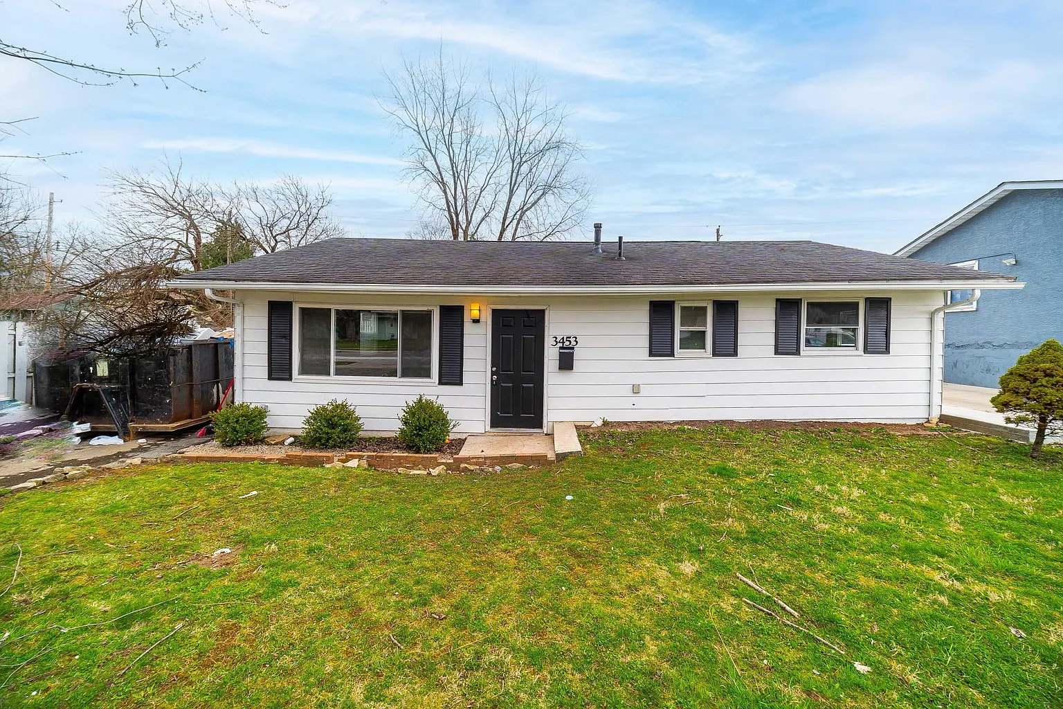 3453 Oaklawn St photo 1