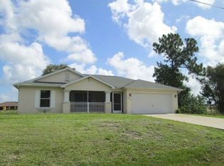 3002 35th St SW, Lehigh Acres, FL 33976