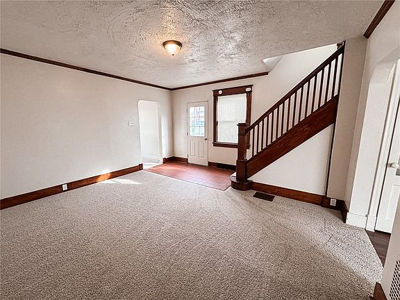 5th image of 510 High St