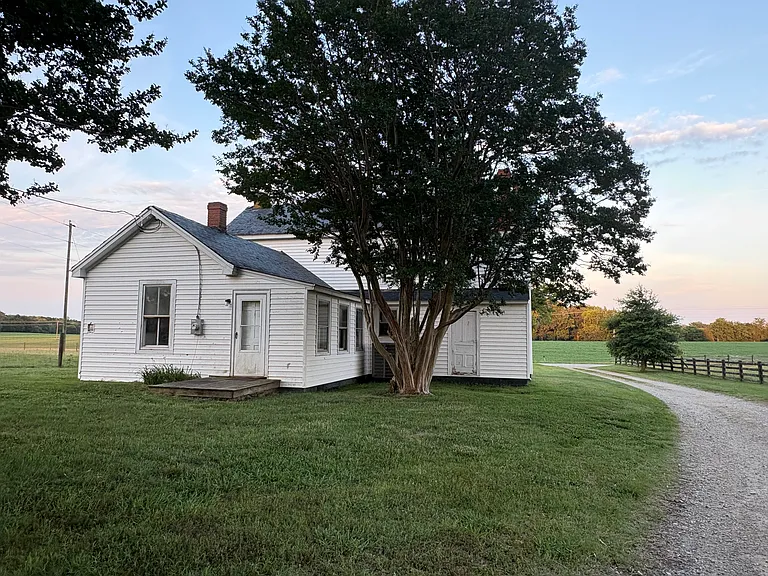 787 Cartersville Rd — Photo 3