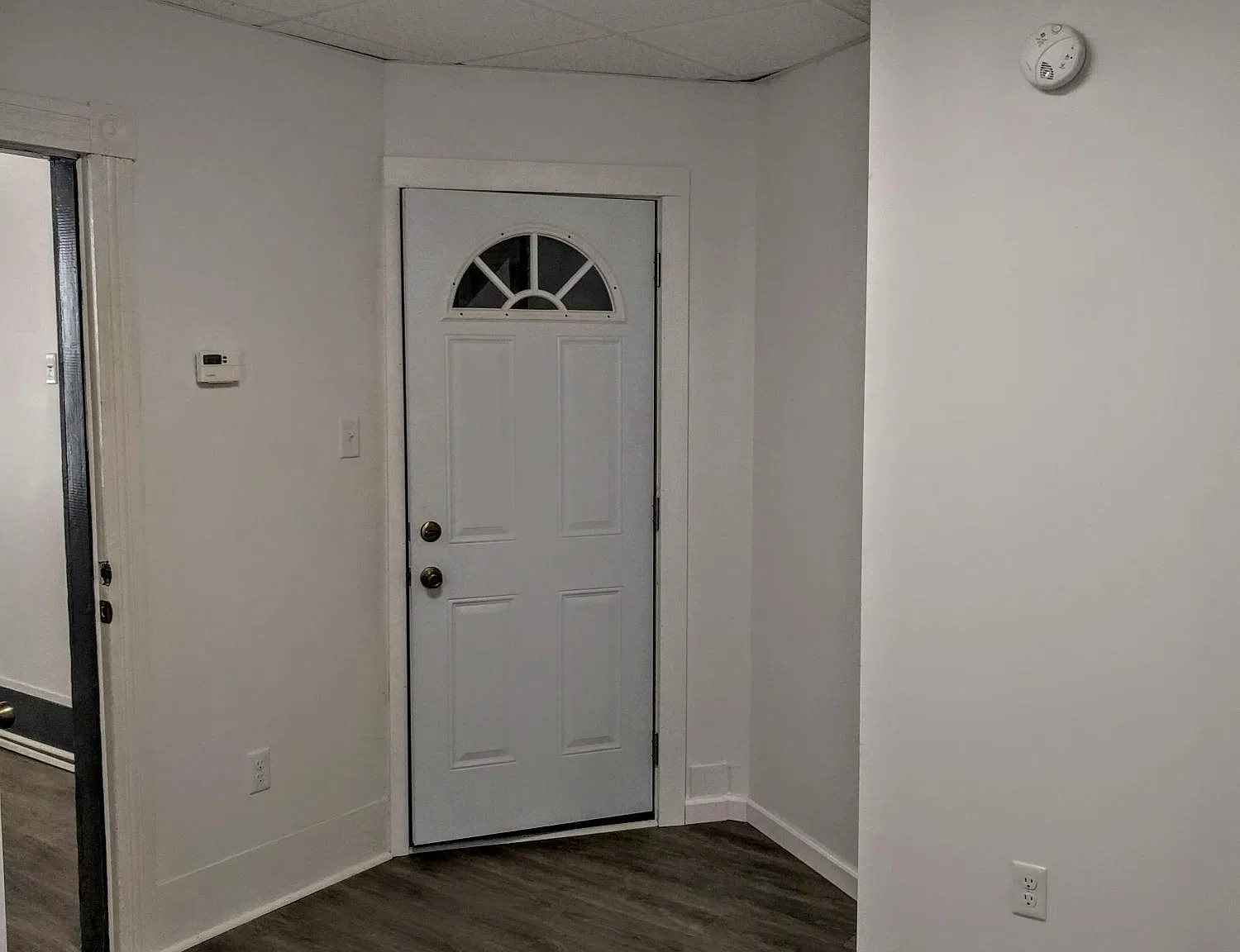 1 bed, 500 sqft, $900 — Photo 3