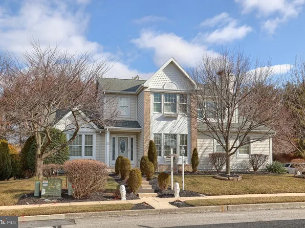 382 Wilson Ave, Hanover, PA 17331