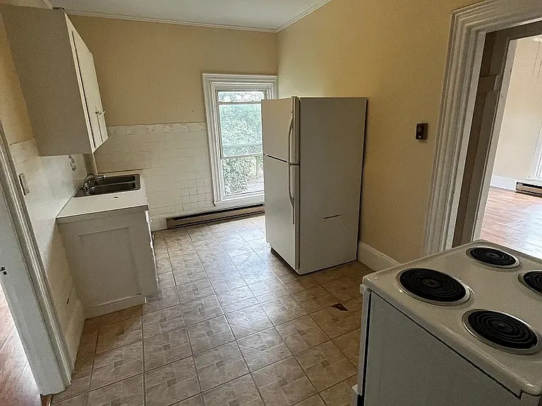 554 Stevens Ave #2 — Photo 2