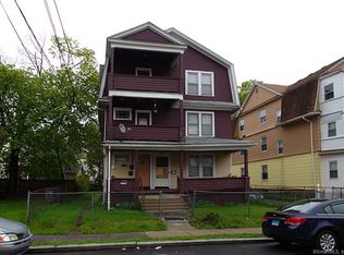 152 Kent St, Hartford, CT 06112