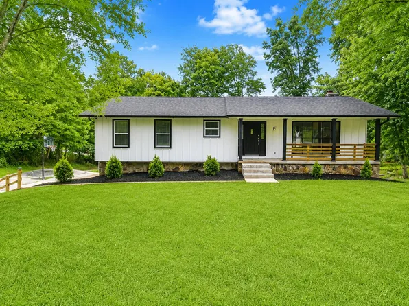 1922 Preswood Dr, Hixson, TN 37343