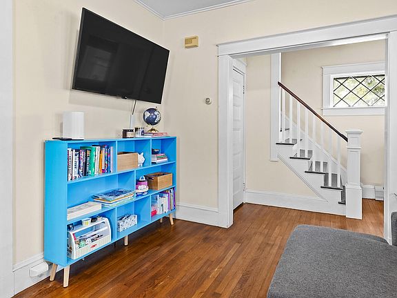 4th image of 57 Allen Street