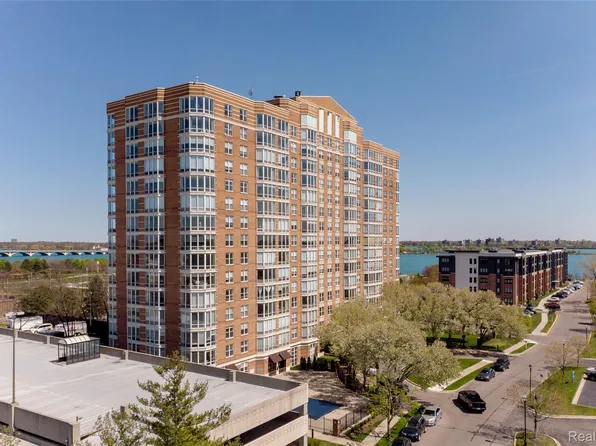 250 E Harbortown Dr APT 1304, Detroit, MI 48207