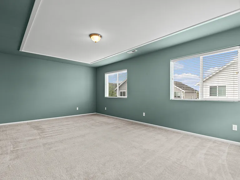 2410 88th Dr NE — Photo 13