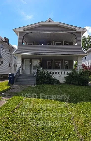 3694 E 147th St #UP — Photo 1