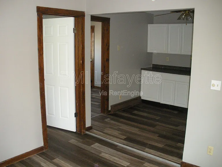 422 Asher St #B — Photo 3