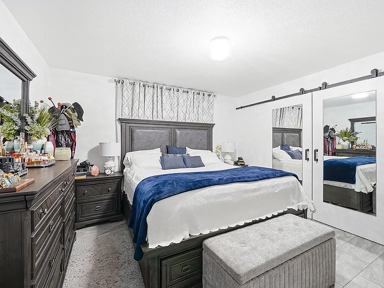 1320 SW 34th Ave #2 — Photo 8