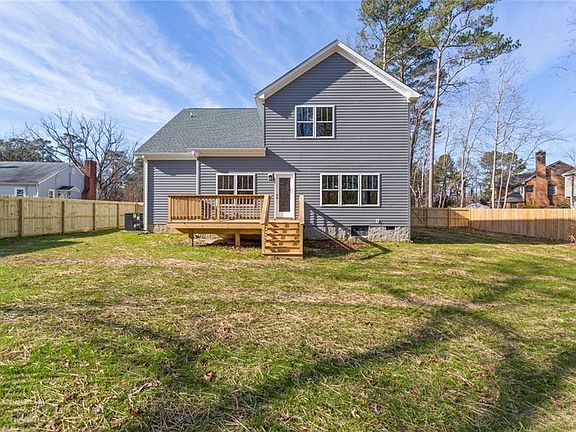 2nd image of 17 Jonquil Ln