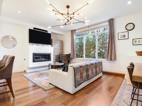 79 Eagle Street image 1 of 18