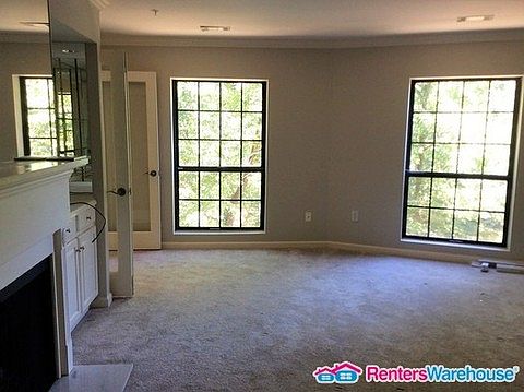 5th image of 28209 Plantation Dr NE