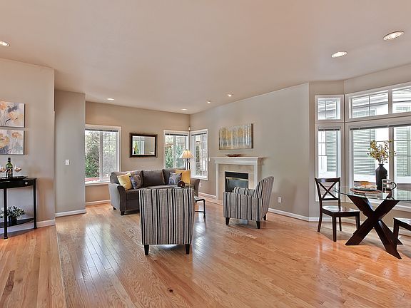 3rd image of 13103 NE 70th Dr