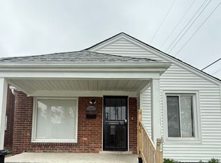 18851 Klinger St, Detroit, MI 48234