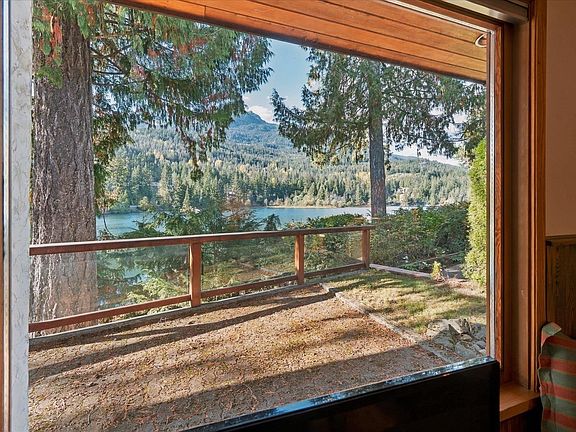 4th image of 2216 Whistler Rdg